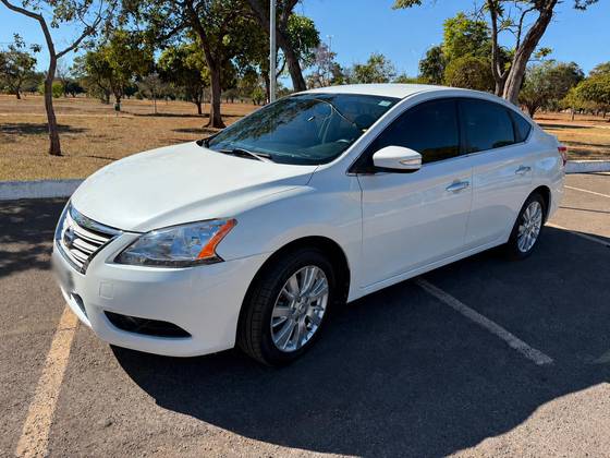 NISSAN SENTRA 2.0 SL 16V FLEX 4P AUTOMÁTICO NISSAN SENTRA 2.0 SL 16V FLEX 4P AUTOMÁTICO
